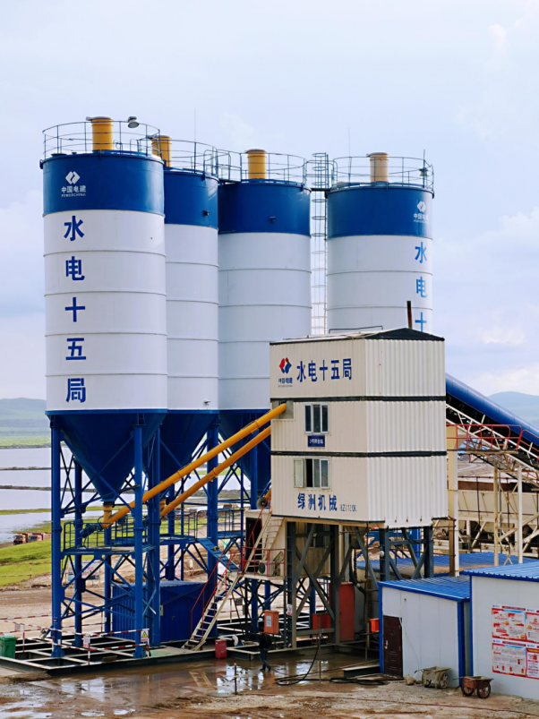 HZS120 container concrete mixing station of Wendegen Reservoir, Inner Mongolia, 15th Bureau